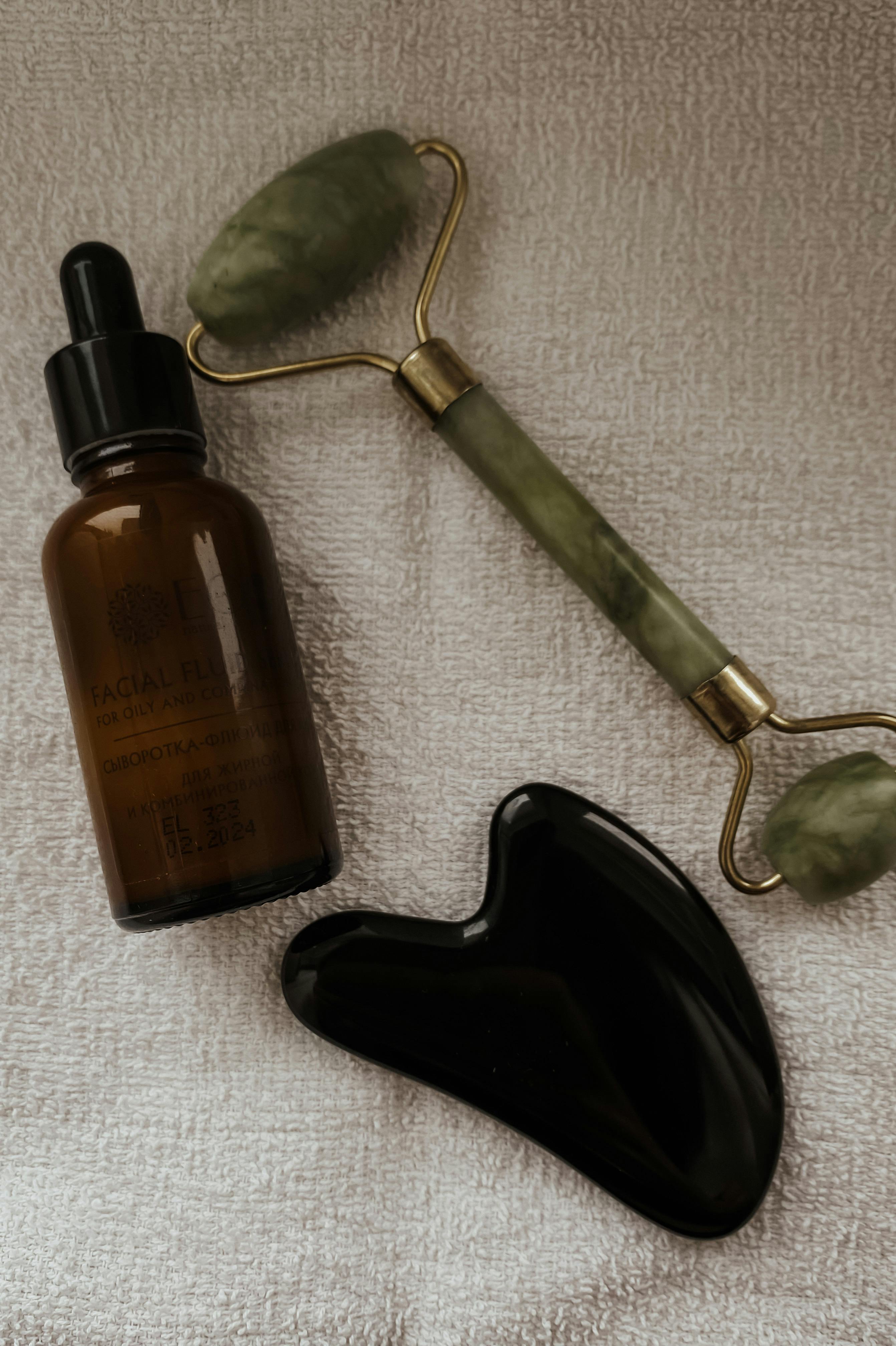 Giftable Beauty Tools That Still Feel Useful After the Unboxing Moment